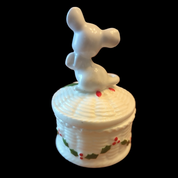 Treasure Master's Christmas mouse trinket box - Picture 2 of 4